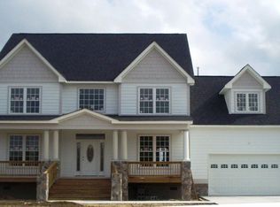 142 Pelican Pointe Dr, Elizabeth City, NC 27909