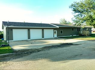 404 Cedar Ave, Onida, SD 57564