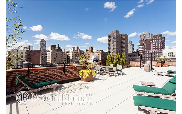 Sold by Douglas Elliman | media 7