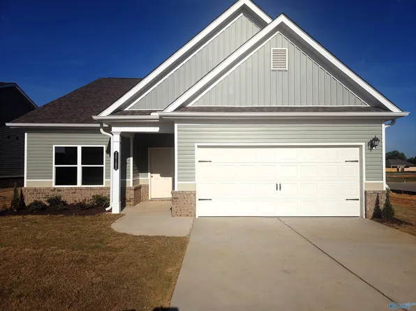 20182 Nightingale Dr, Athens, AL 35611