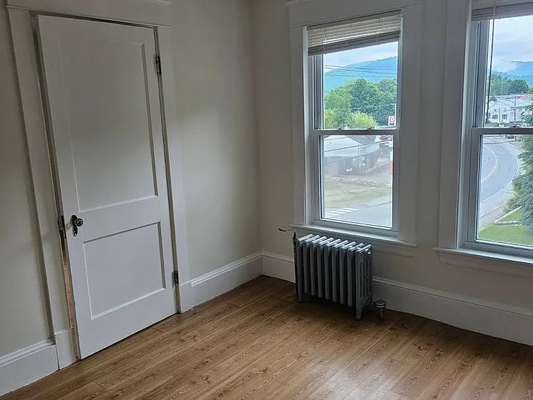 119 Main St — Photo 16