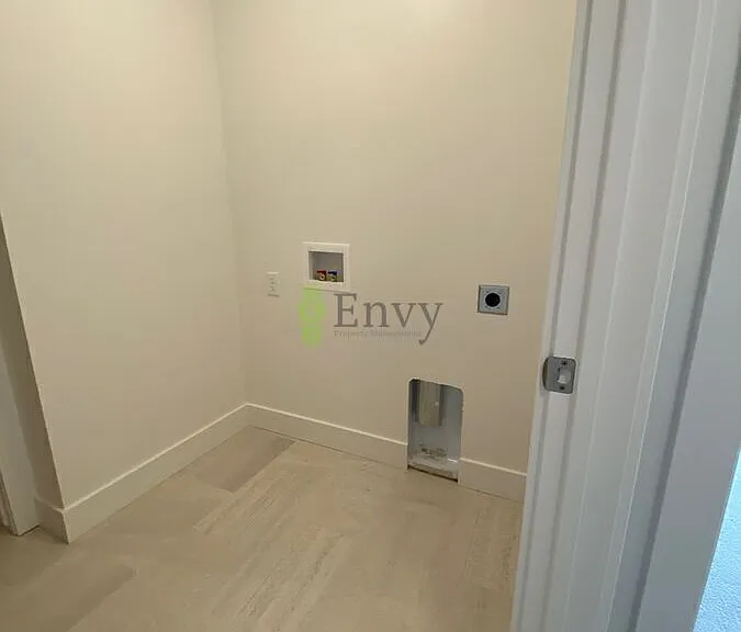 2631 S 2300 W #147 — Photo 6