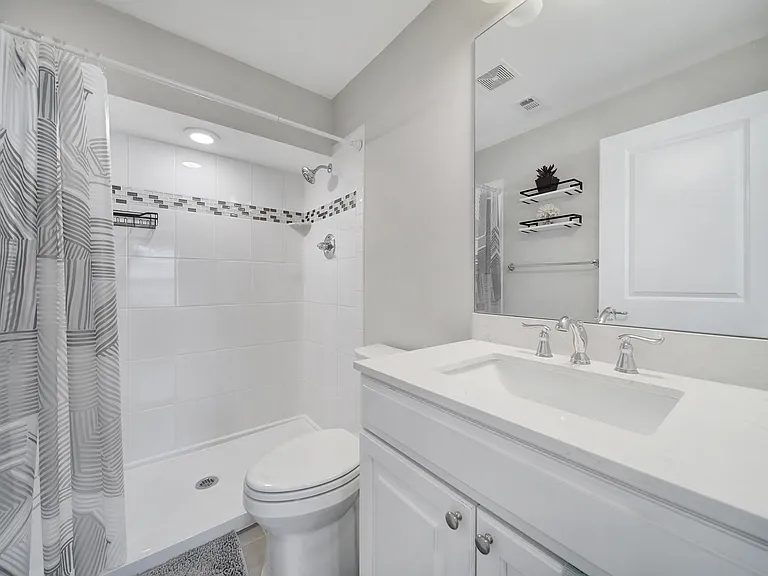 6710 Carradale Way — Photo 6