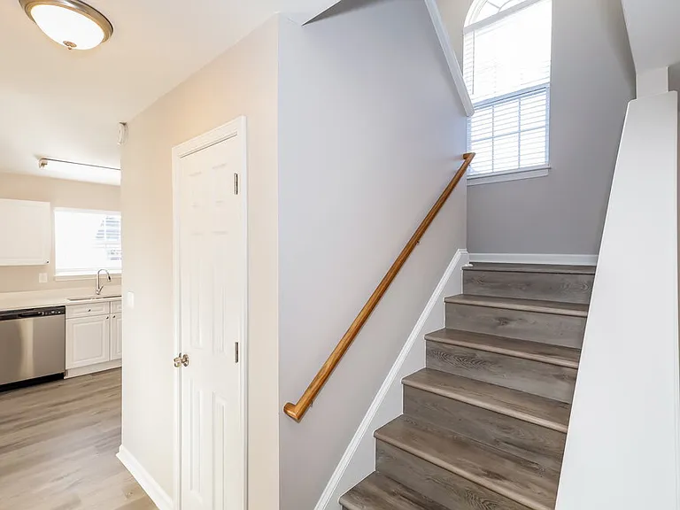 9422 Isaac Hunter Dr — Photo 4