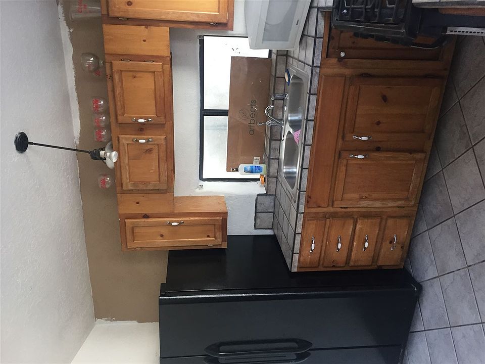 2nd image of 2 Camino Perdido