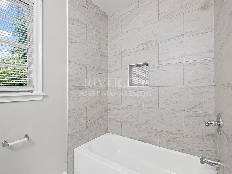 1232 Vaughn Rd — Photo 10
