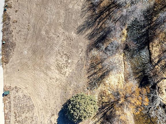 5th image of 313 Two Rivers Road