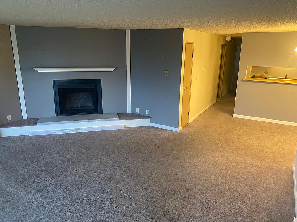 Beautiful, statement fireplace & hearth