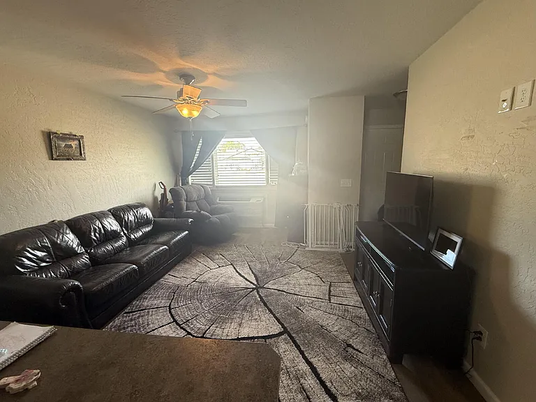 322 6th Ave SE #3 — Photo 9