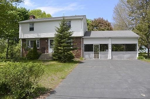 1st image of 19 Lizotte Dr