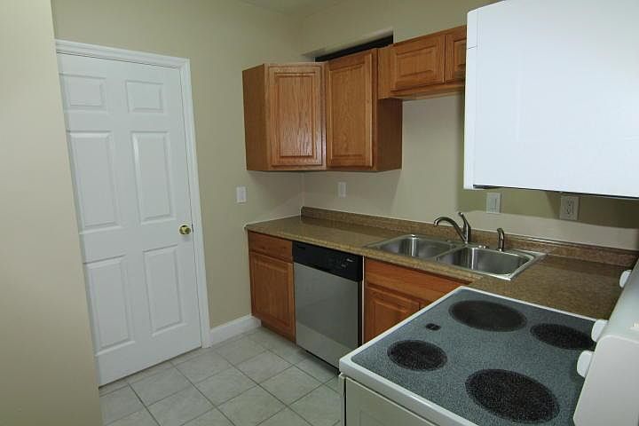 1st image of 3500 SW 4th St APT A