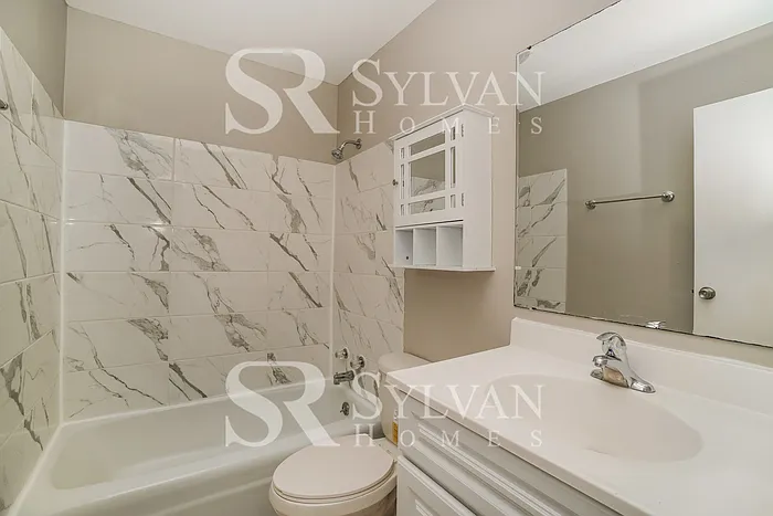 6468 Johnanne St — Photo 14