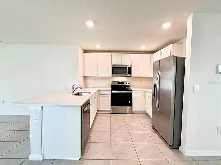 31031 Silver Stage Dr — Photo 4