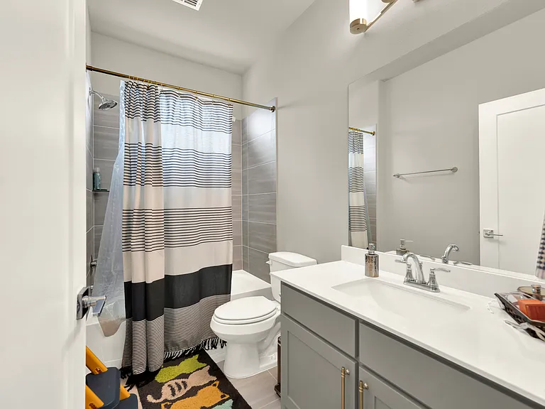 16445 Weatherwood Dr — Photo 7