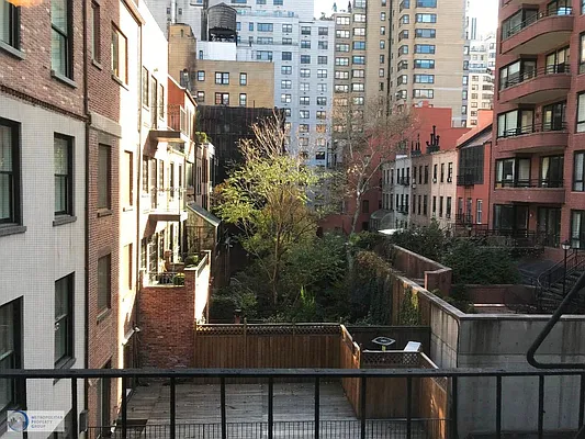 Rented by Metropolitan Property Group | media 10