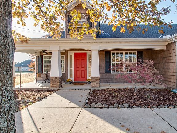 2nd image of 105 Drema Ct