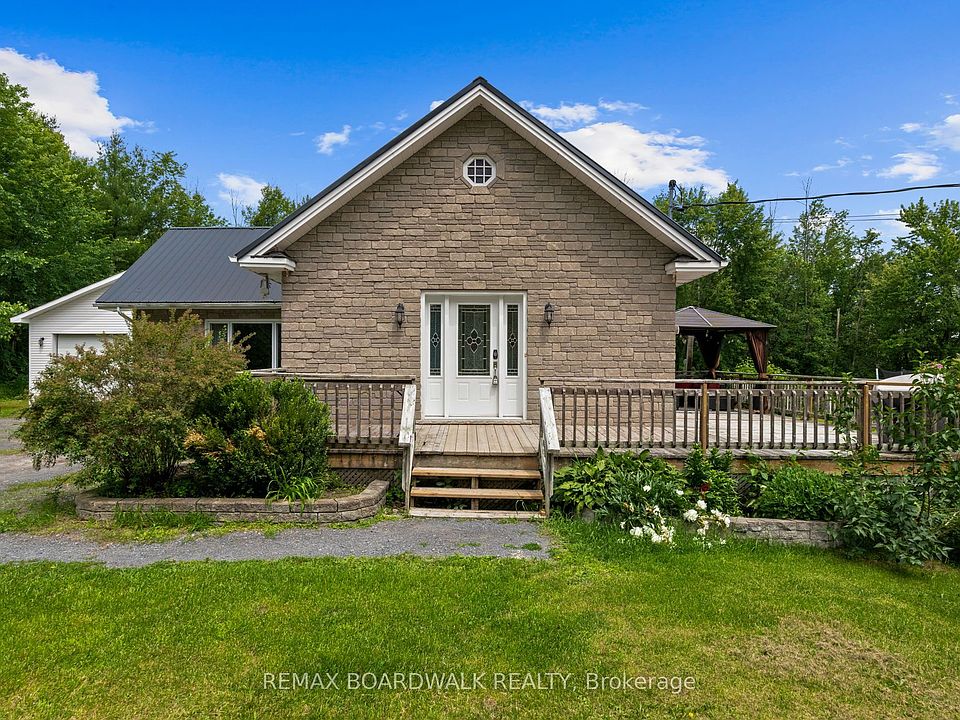 1st image of 1823 Du Lac Rd