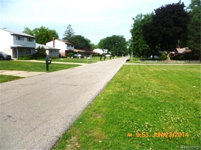 1st image of 18780 Hilton Dr