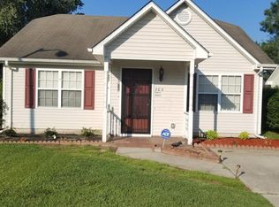 202 Oakwood Ln, Elizabeth City, NC 27909
