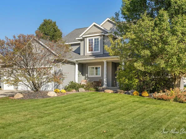 6784 City Ridge Dr, Hudsonville, MI 49426