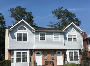 29 Hickory Rd #A, Pt Washington, NY 11050