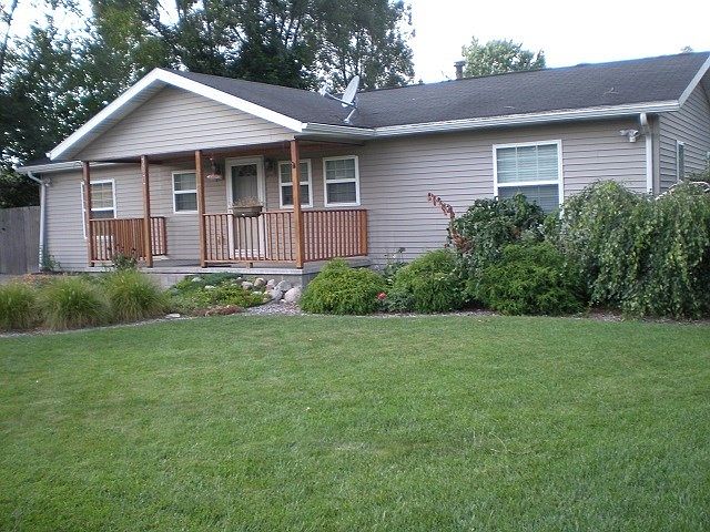 1st image of 30217 Blaine Ave