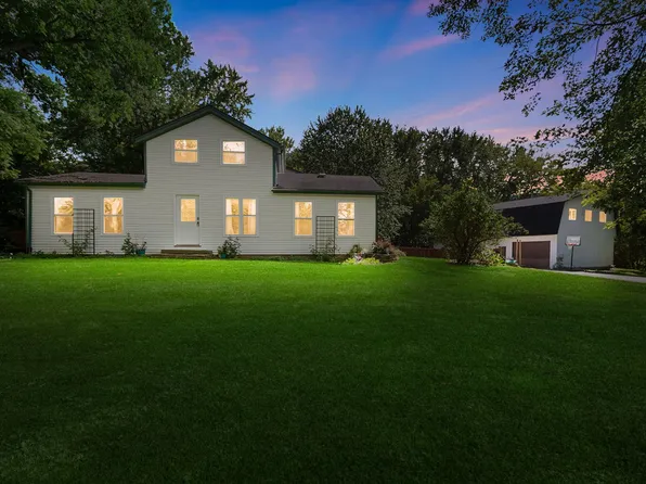 22133 W North Ave, Antioch, IL 60002