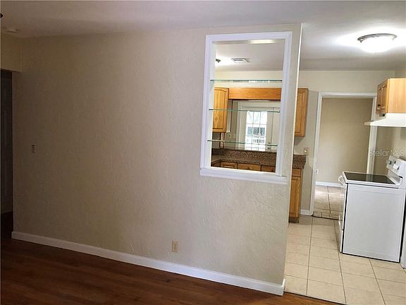 4th image of 540 E Lansdowne Ave