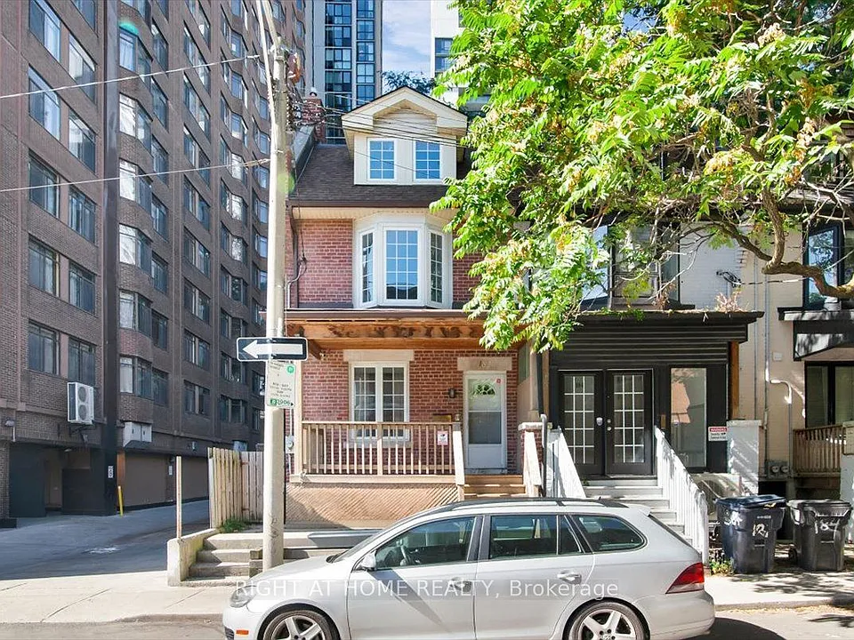 182 Mutual St #2