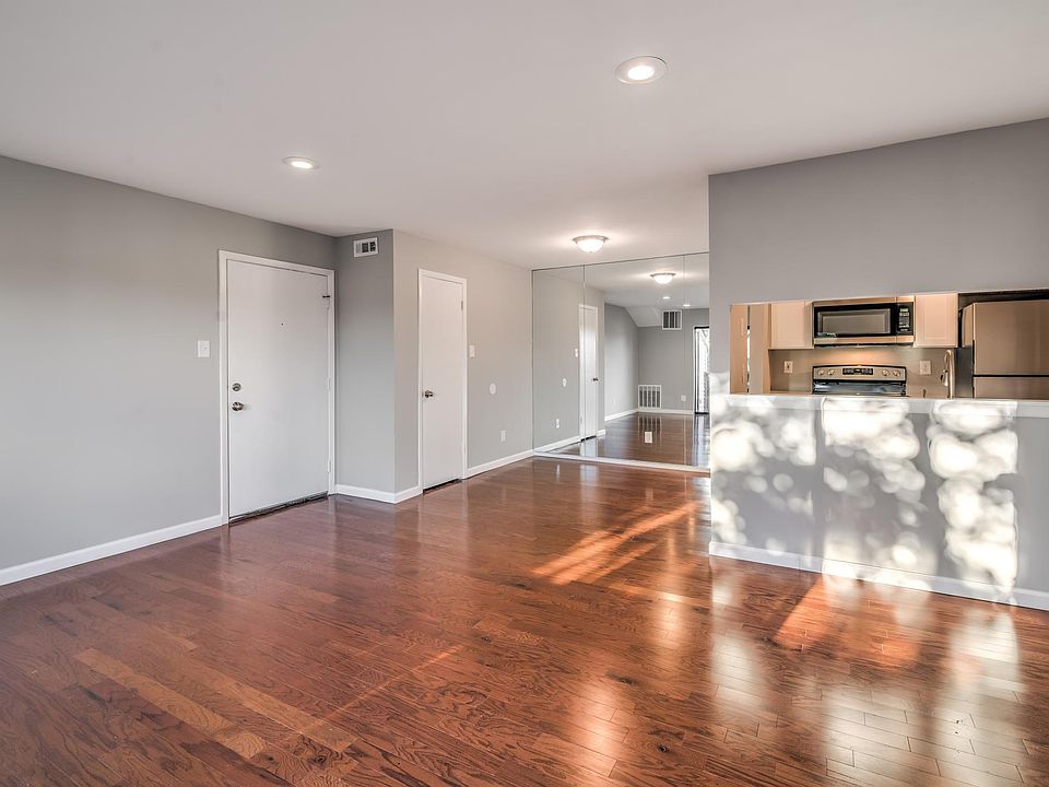1st image of 1302 Maresfield Ct