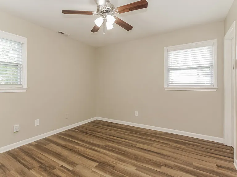 5401 Venado St — Photo 8