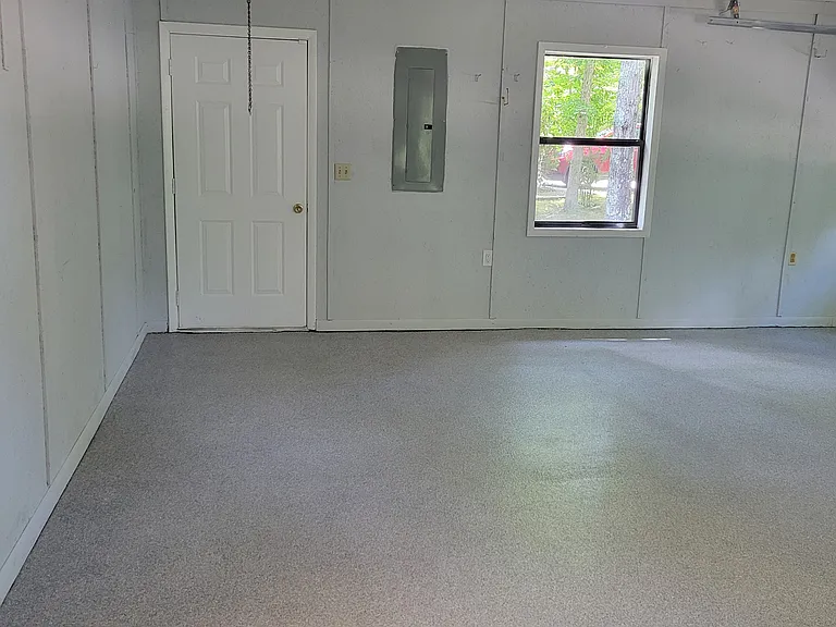 111 Devon Rd — Photo 37