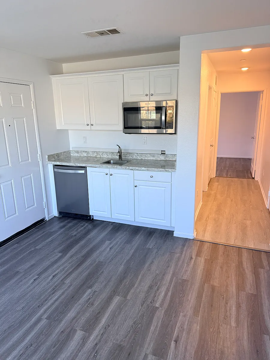 Building Photo - 10319 Kamran Cir #1