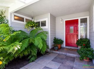 3245 Donna Dr, Carlsbad, CA 92008