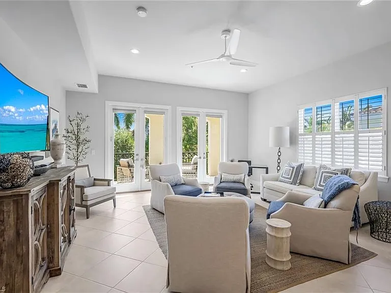 2851 Tiburon Blvd E #9-103 — Photo 4
