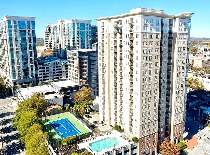 2 bed, 2.0 bath, 1333 sqft, $2,799 — Photo 3