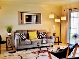 2001 E Camino Parocela UNIT M89, Palm Springs, CA 92264