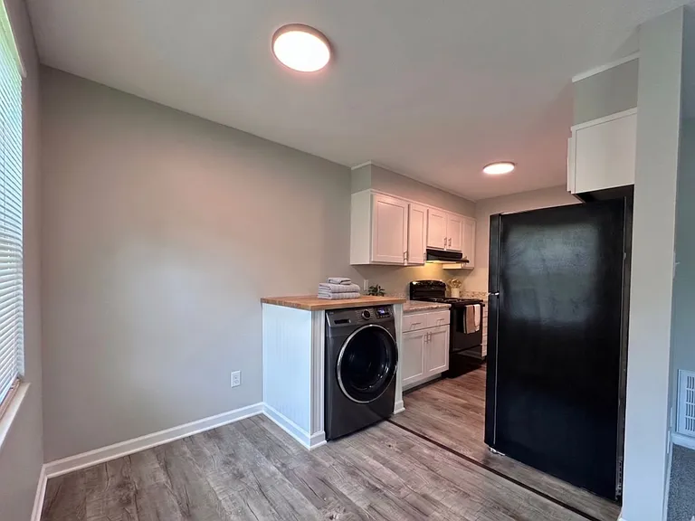 Rand Stockton Apartment Homes — Photo 43