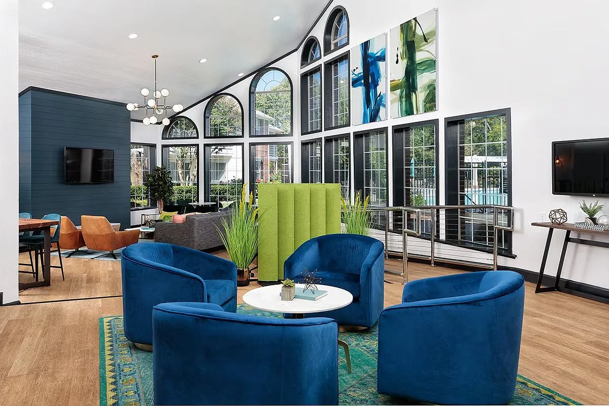 Wyndham at Hampton Apartments — Photo 1