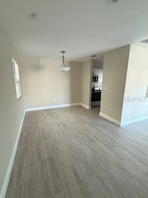 2 bed, 2.0 bath, 915 sqft, $1,550 — Photo 4