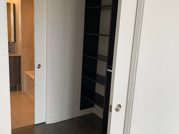 5th image of 355 W Chicago Ave #1403