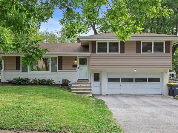 612 Lee COURT, Waukesha, WI 53186
