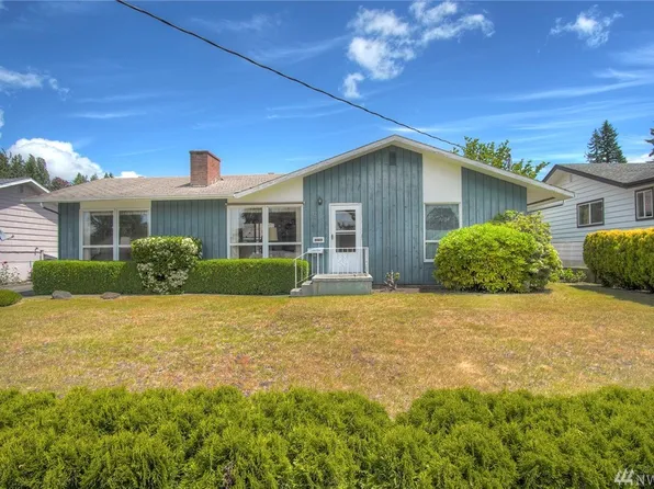 3530 Nome Dr, Bremerton, WA 98310