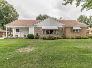 7668 Valley Vista Rd, Independence, OH 44131