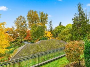 20062 Fraser Hwy #206, Langley, BC V3A0E6