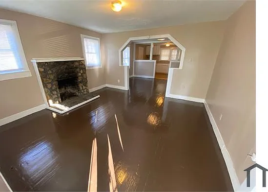 2 bed, 900 sqft, $925 — Photo 4