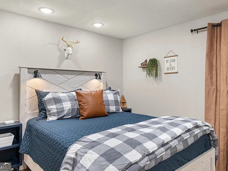 17 Vista Chalet Dr — Photo 31