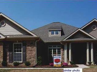 7404 Cobblefield Dr, Owens Cross Roads, AL 35763
