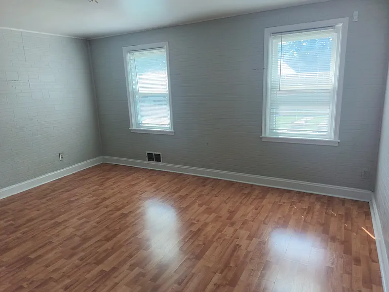 543 Lucia Ave — Photo 9