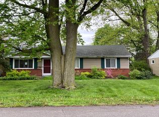 1242 Seymour Rd, Toledo, OH 43615